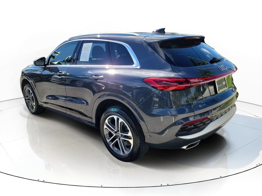 Certified 2025 Audi Q5 Premium w/ Convenience Package AWD/4WD image 3
