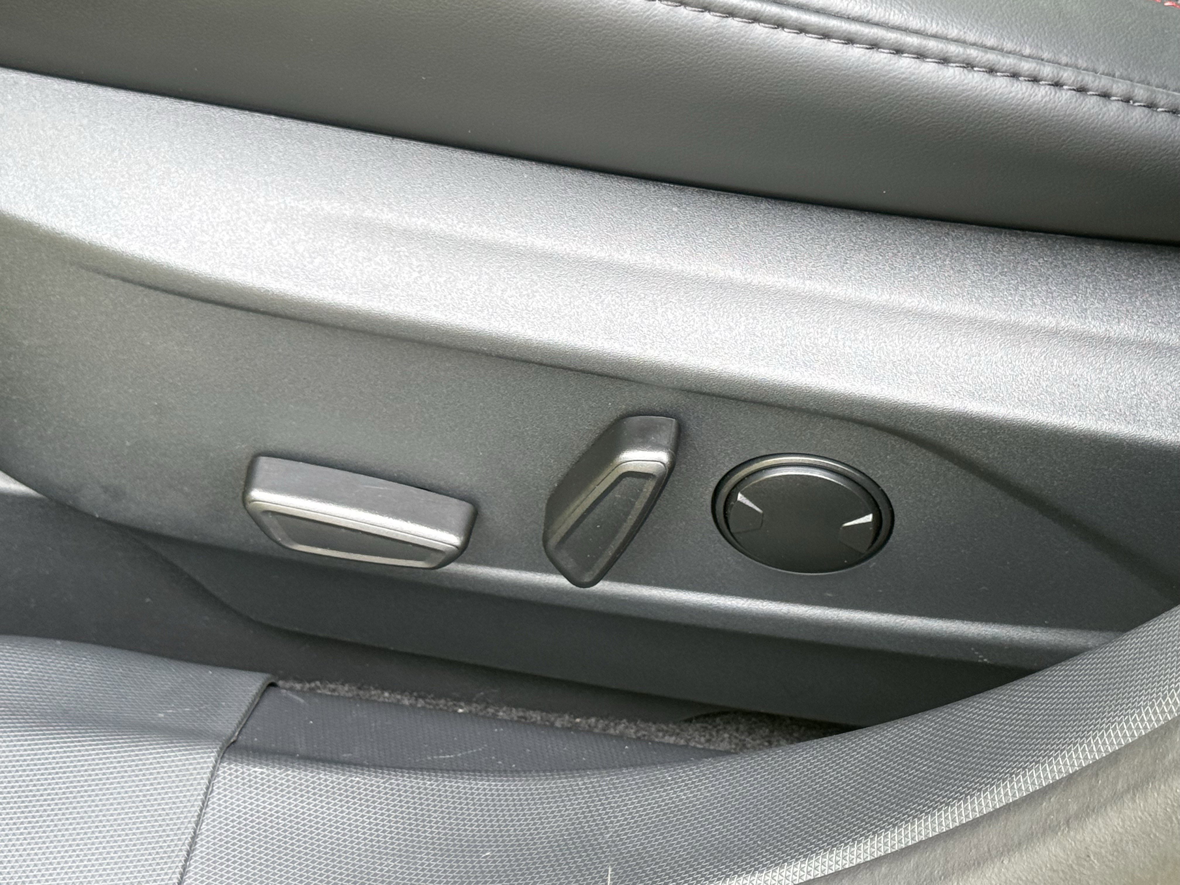 Used 2025 Ford Mustang Mach-E Premium w/ Sport Appearance Package RWD image 19