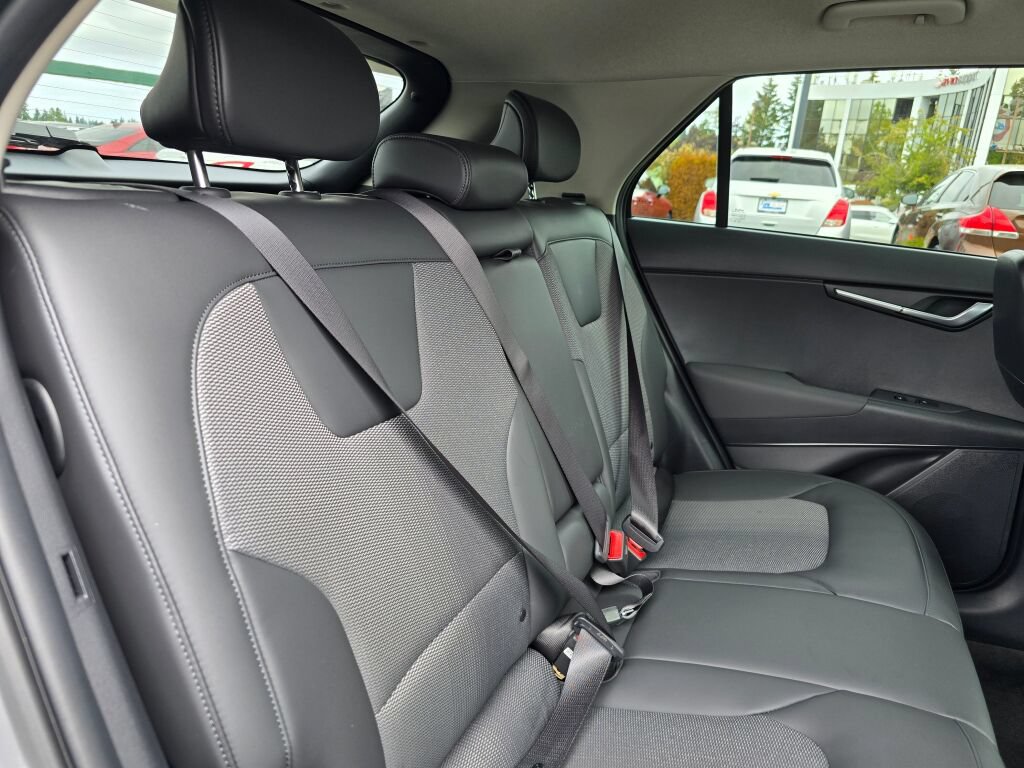 Certified 2024 Kia Niro Wind w/ Wind Preserve Package FWD image 28