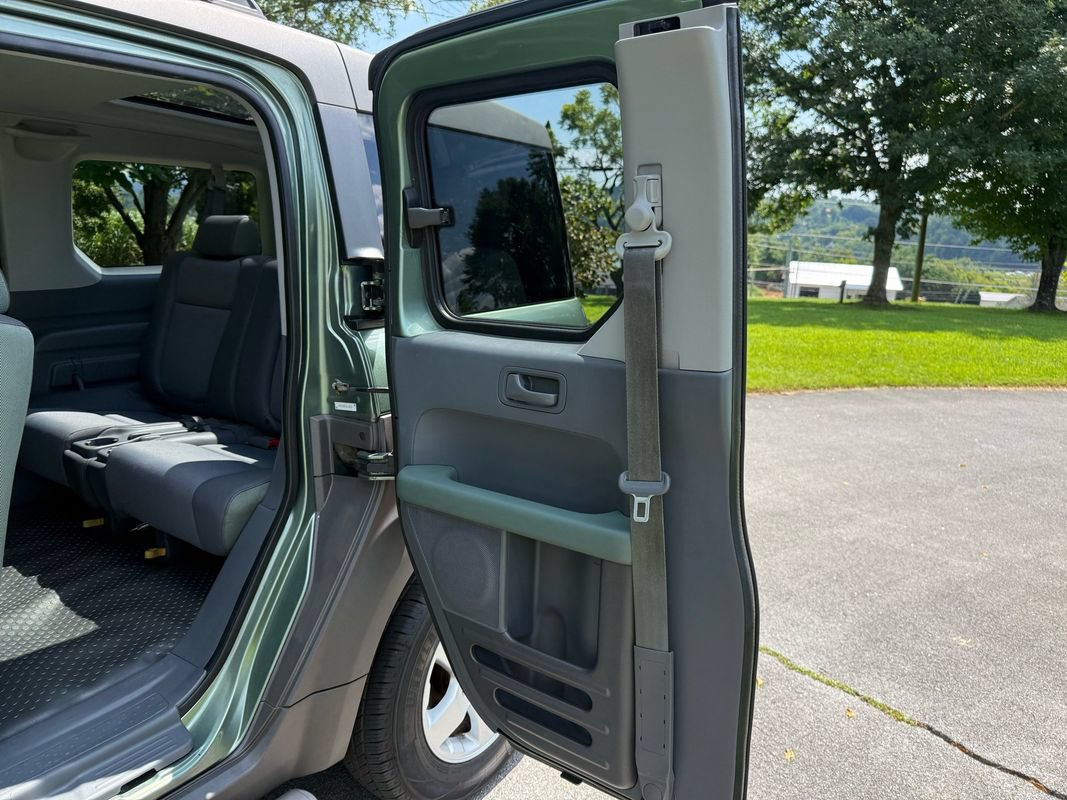 Used 2003 Honda Element EX image 17
