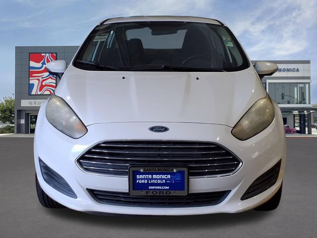 Used 2015 Ford Fiesta SE FWD video 2