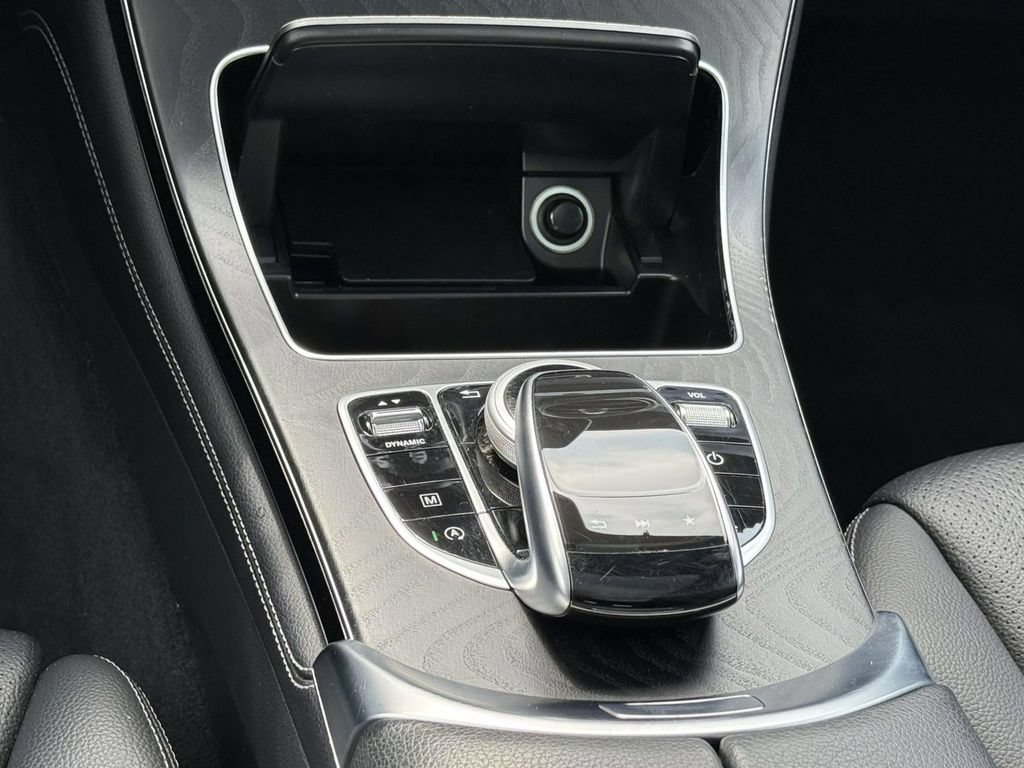 Used 2017 Mercedes-Benz GLC 300 4MATIC image 19