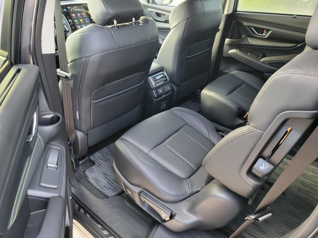 New 2025 Subaru Ascent Bronze Edition image 4
