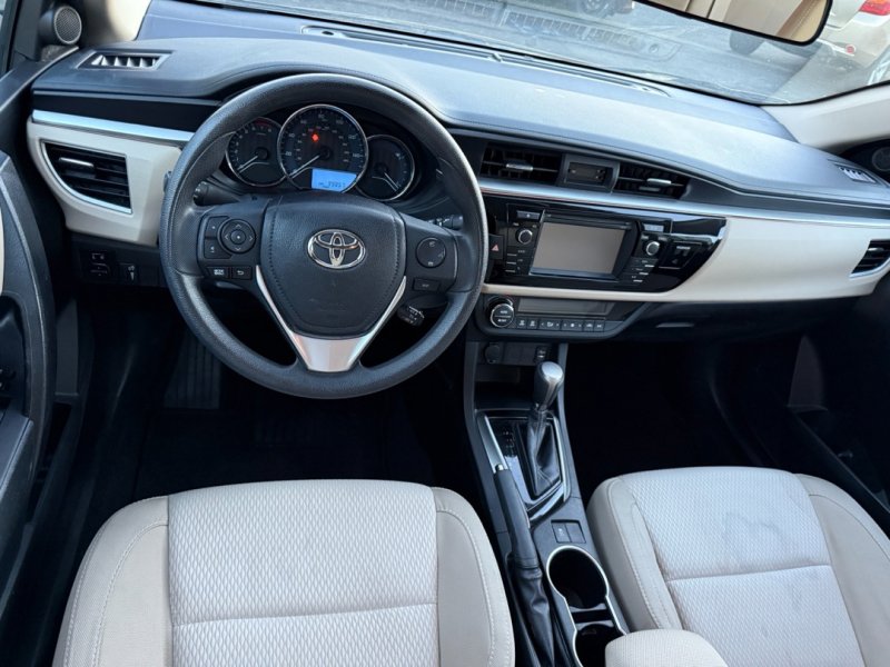 Used 2015 Toyota Corolla LE image 13