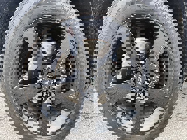 Used 2023 Land Rover Defender 110 V8 image 12