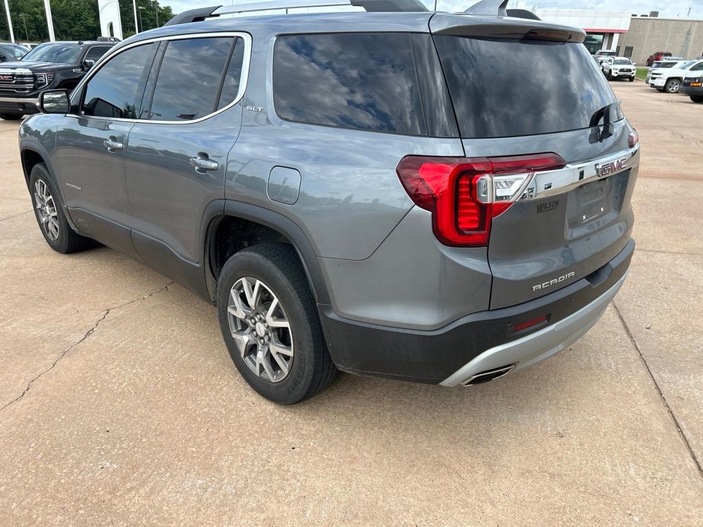 Used 2020 GMC Acadia SLT w/ Premium Package FWD image 3