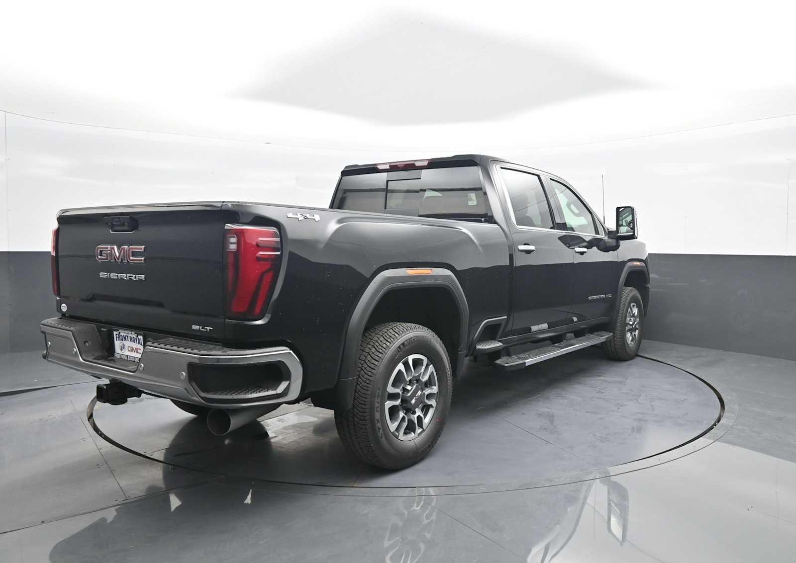 New 2026 GMC Sierra 2500 SLT w/ SLT Premium Package AWD/4WD image 7