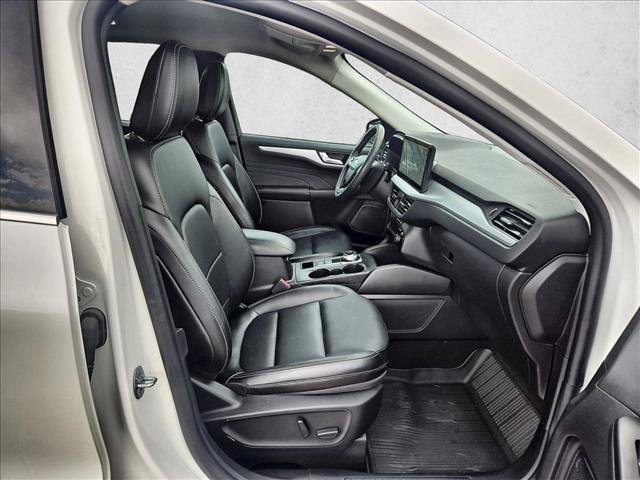 Used 2024 Ford Escape Platinum AWD/4WD image 21