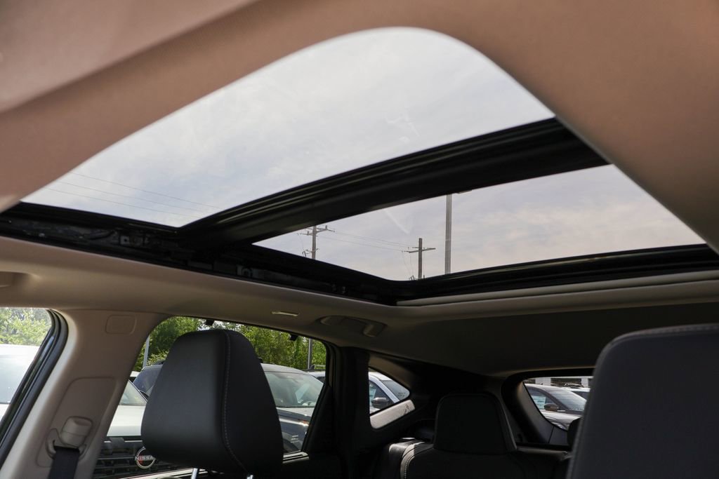 New 2026 Nissan Murano Platinum AWD/4WD image 9