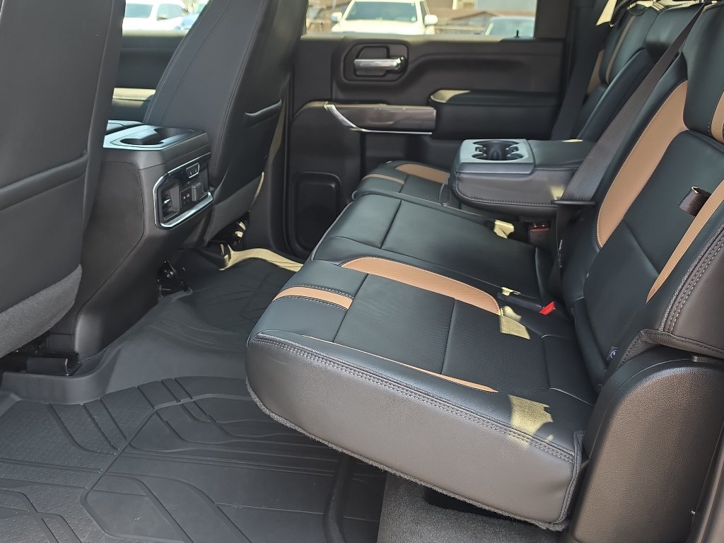 Certified 2023 Chevrolet Silverado 2500 LTZ w/ Carhartt Edition AWD/4WD image 18