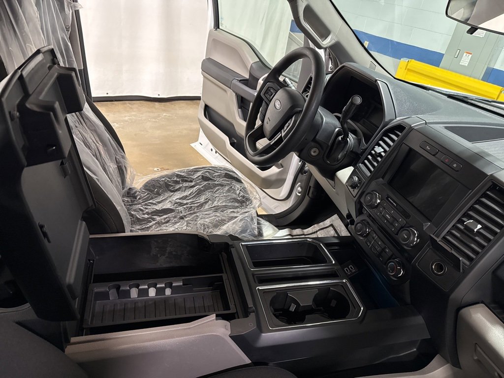 Used 2017 Ford F150 XL w/ Equipment Group 101A Mid image 16