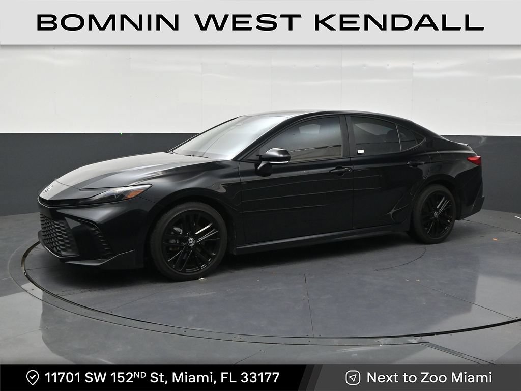 Used 2025 Toyota Camry SE FWD video 1