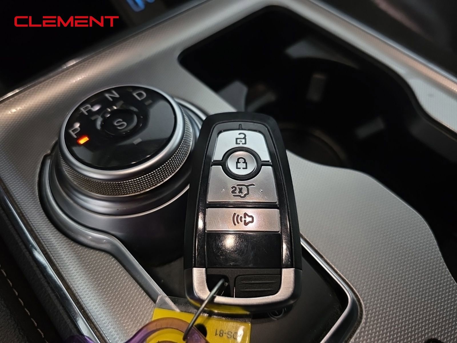 Used 2022 Ford Edge ST image 20