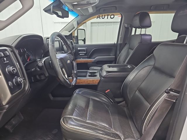 Used 2017 Chevrolet Silverado 2500 High Country w/ Duramax Plus Package AWD/4WD image 9