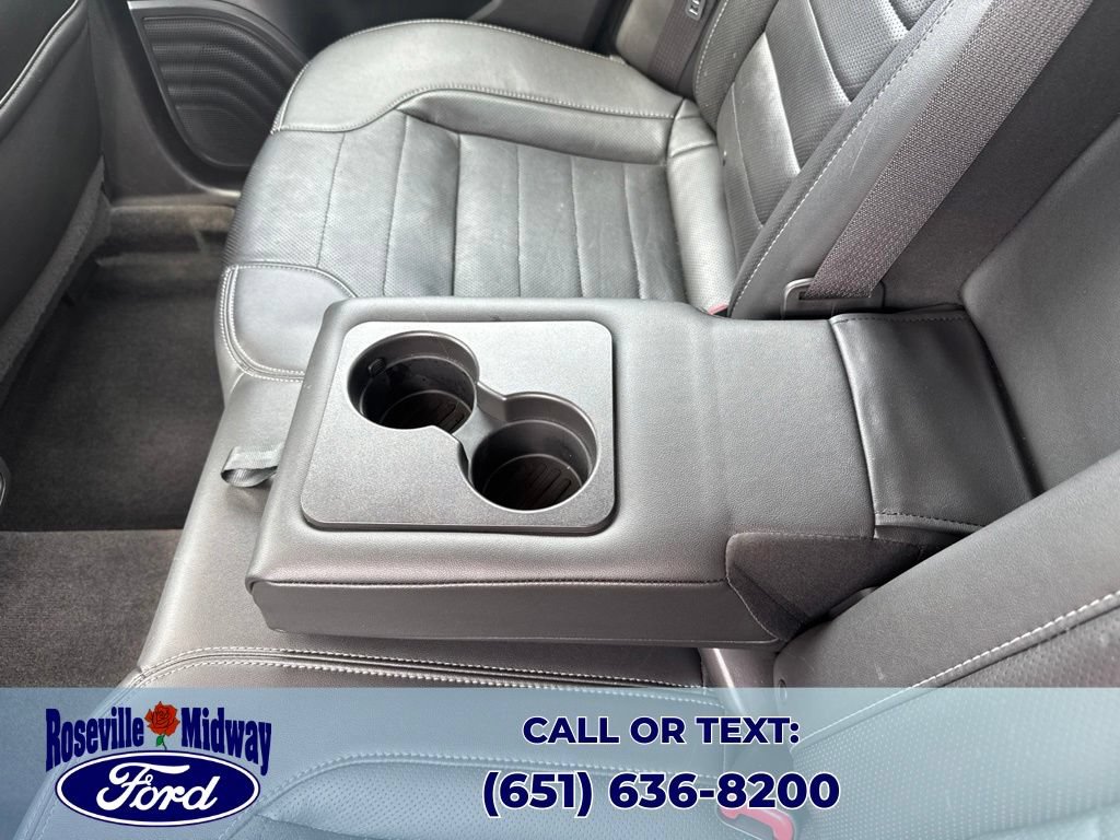 Used 2017 Ford Taurus SHO w/ Driver Assist Package AWD/4WD image 31