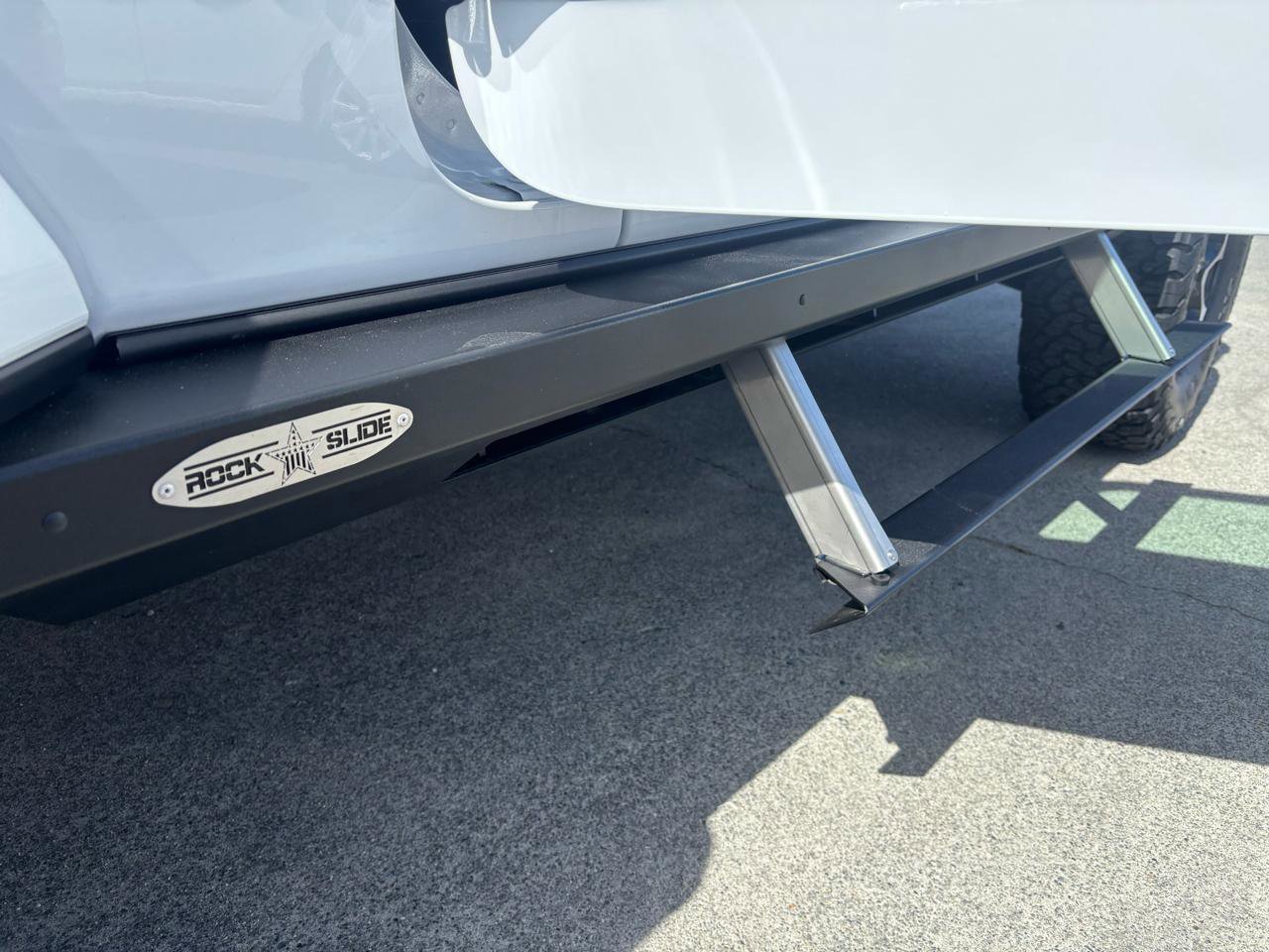 Used 2023 Jeep Wrangler Unlimited Rubicon w/ Cold Weather Group image 11