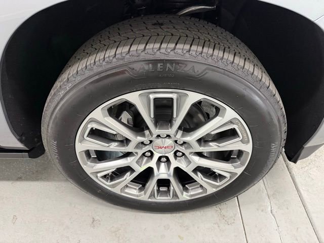 New 2026 GMC Yukon Denali image 4