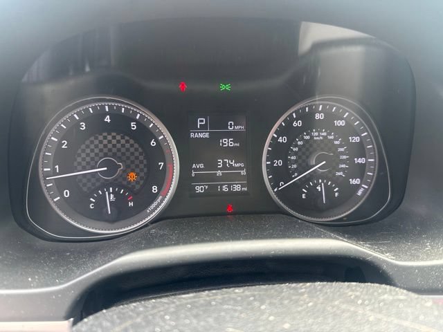 Used 2019 Hyundai Elantra SE w/ Winter Weather Package FWD image 4
