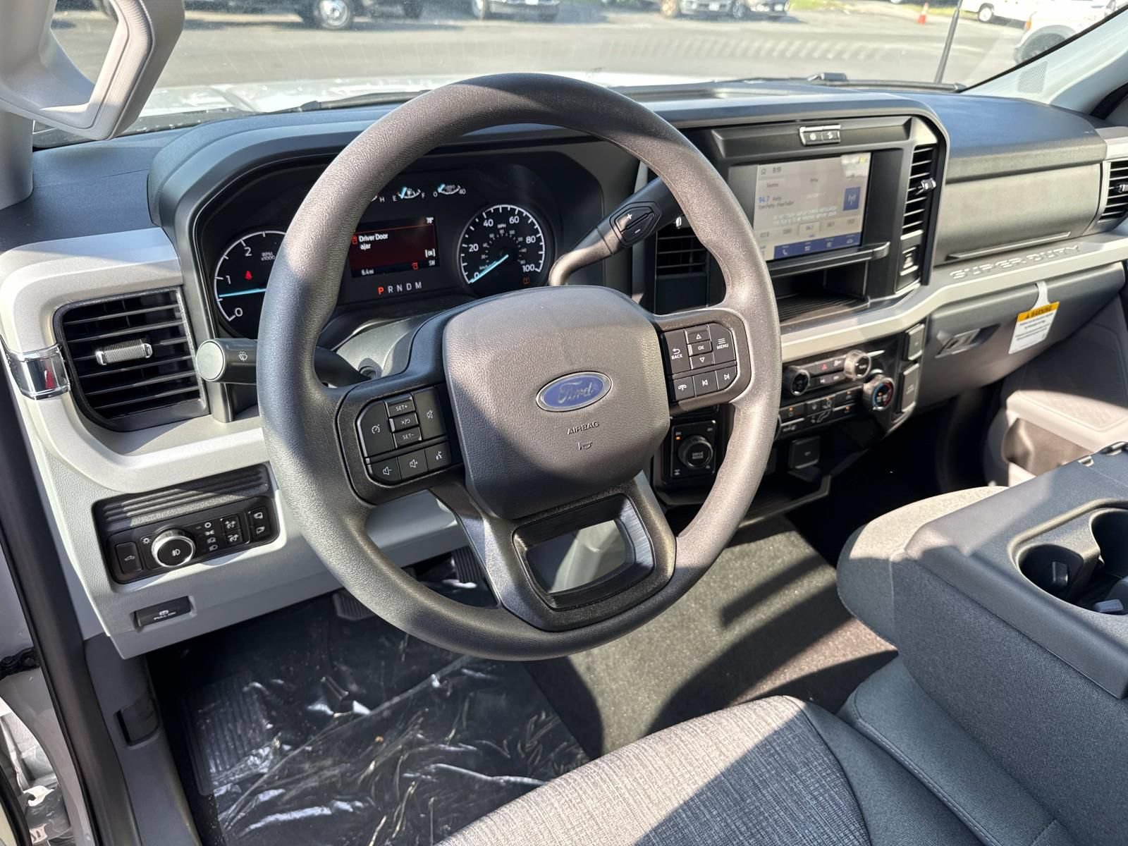 New 2026 Ford F250 XLT w/ FX4 Off-Road Package AWD/4WD image 13