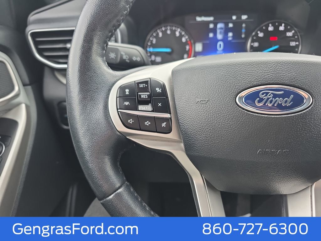 Used 2023 Ford Explorer XLT w/ Equipment Group 202A AWD/4WD image 28