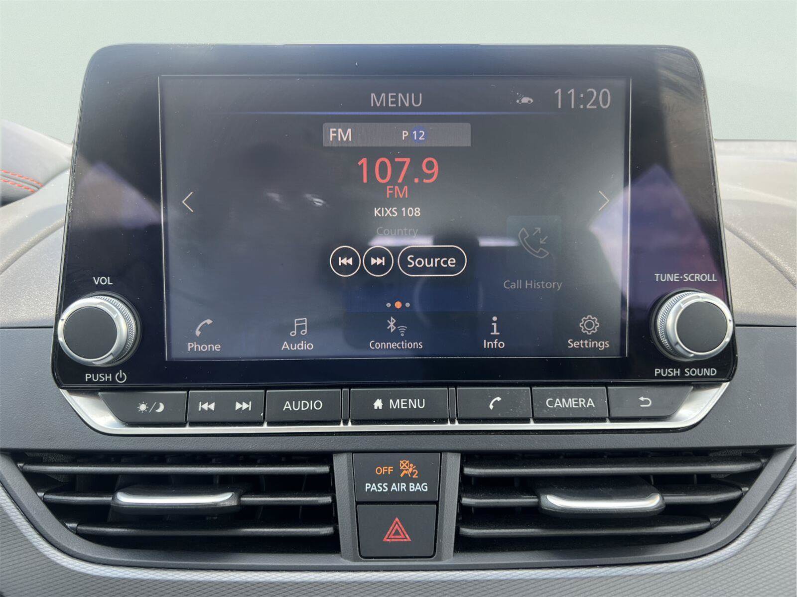 Used 2025 Nissan Altima 2.5 SR FWD image 32