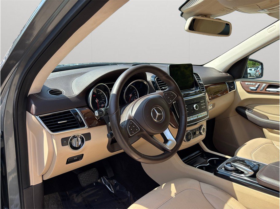 Used 2018 Mercedes-Benz GLS 450 4MATIC image 6