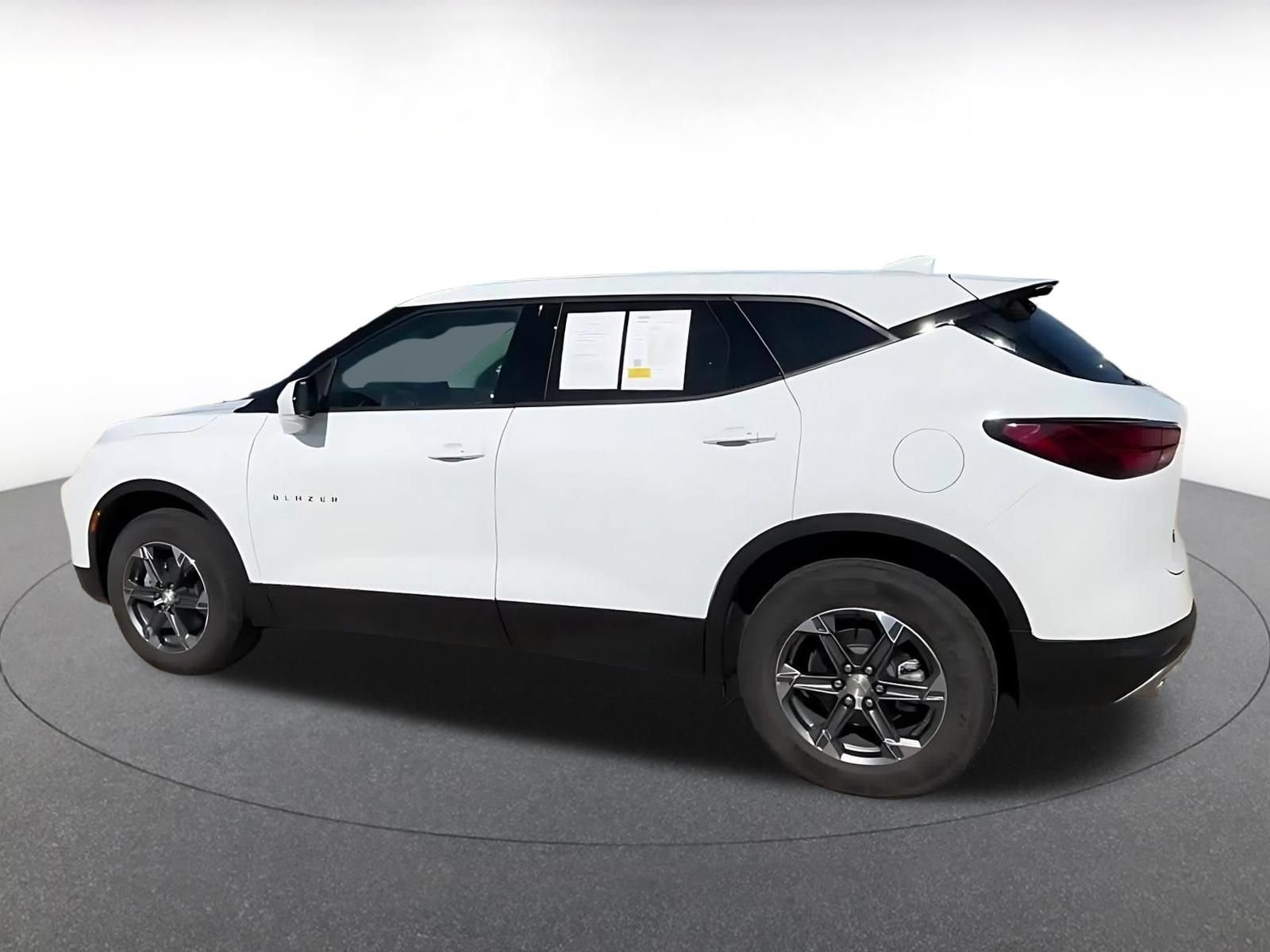 Used 2026 Chevrolet Blazer LT AWD/4WD image 9