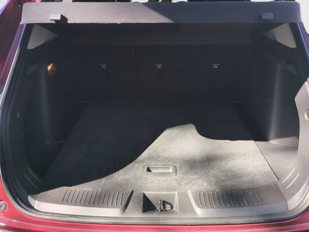 Used 2025 Chevrolet Trax LT w/ LT Convenience Package image 12