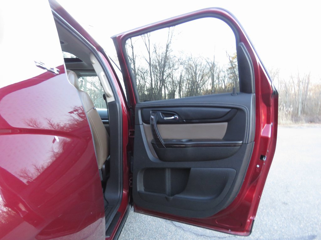 Used 2016 GMC Acadia SLT image 15