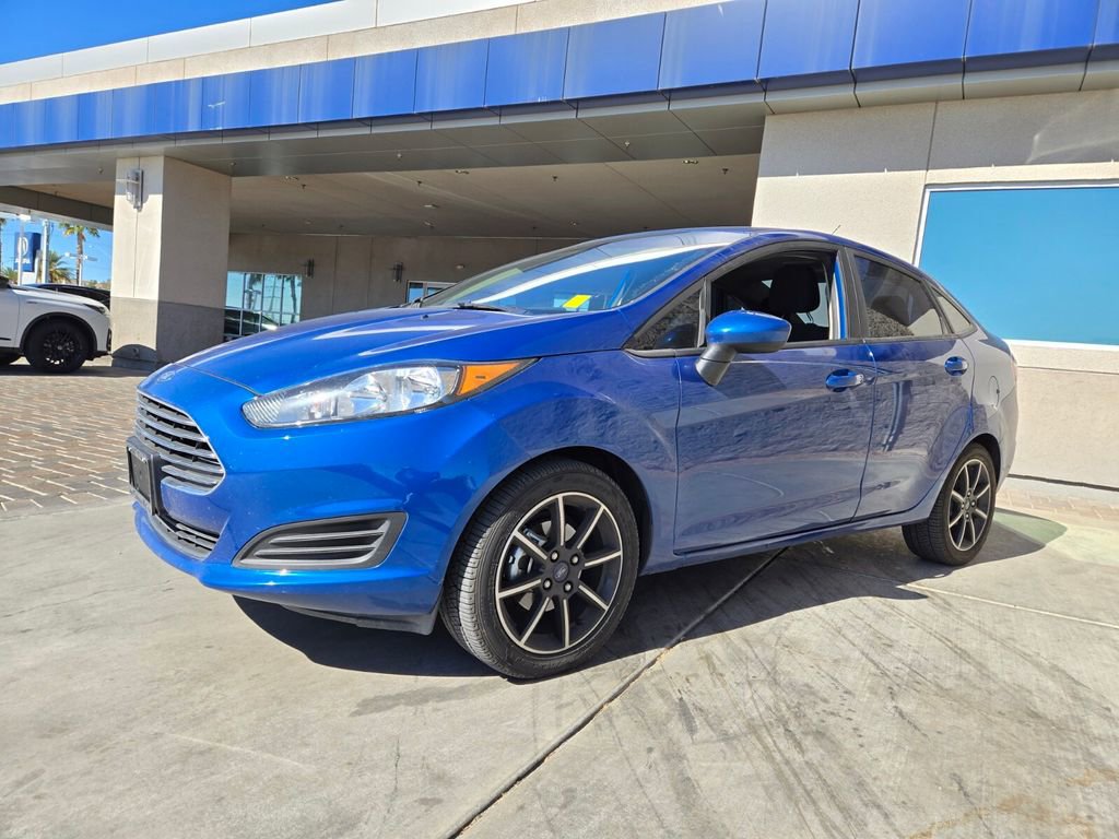 Used 2019 Ford Fiesta SE image 2