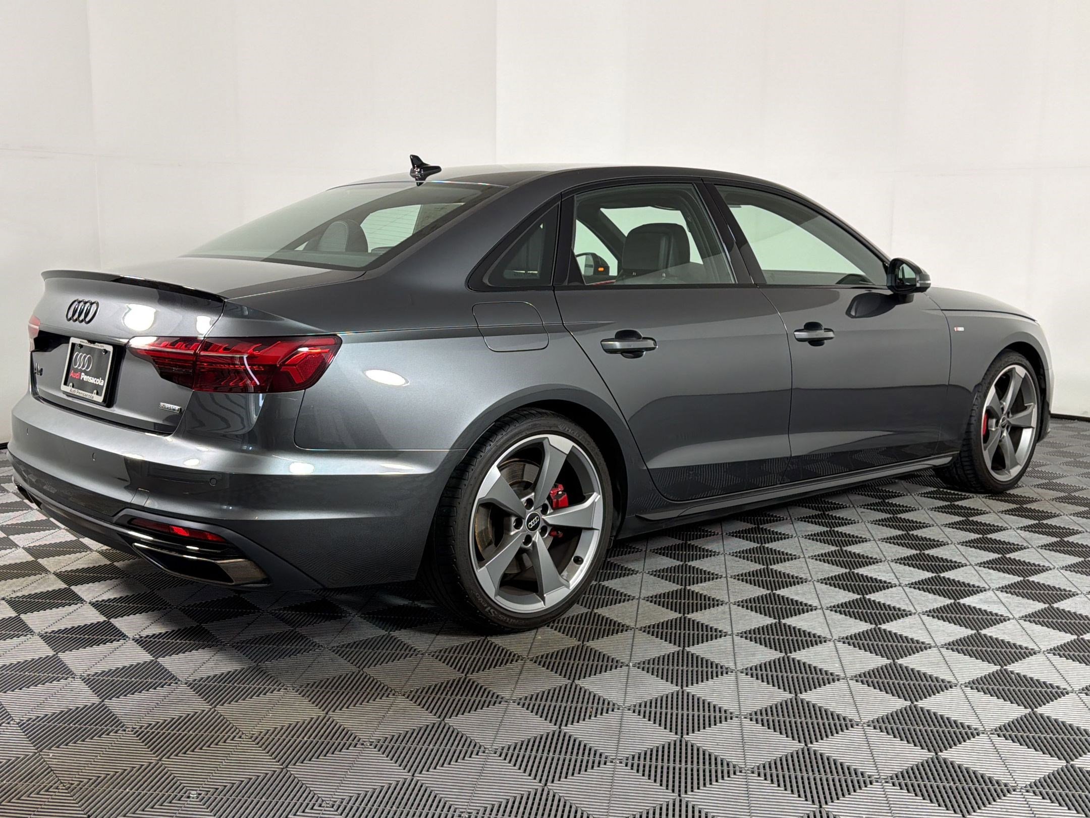 Used 2024 Audi A4 2.0T Premium Plus AWD/4WD image 7