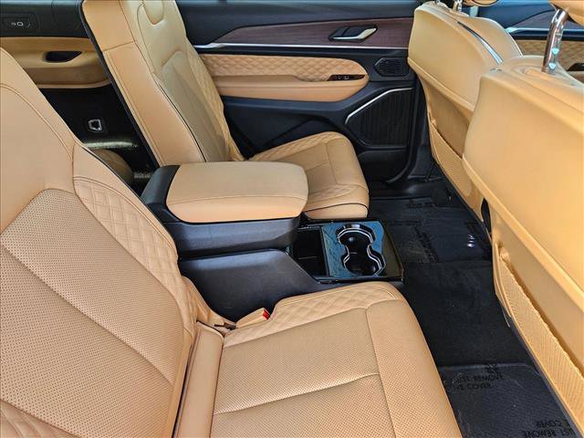 Used 2023 Jeep Grand Cherokee L Summit w/ MOPAR Finishing Package image 23