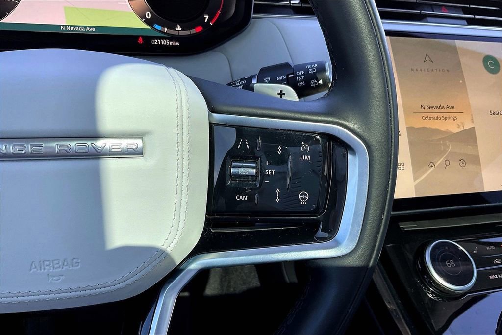 Used 2023 Land Rover Range Rover Sport SE image 12