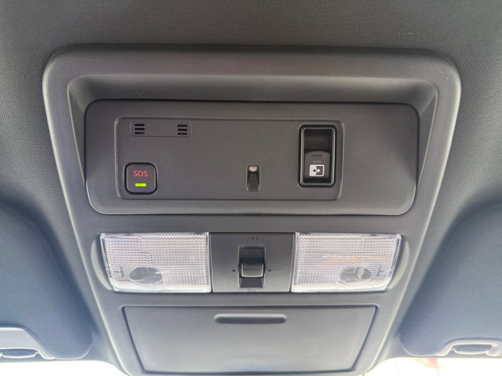 Used 2024 Nissan Titan PRO-4X w/ Pro-4x Convenience Package AWD/4WD image 30