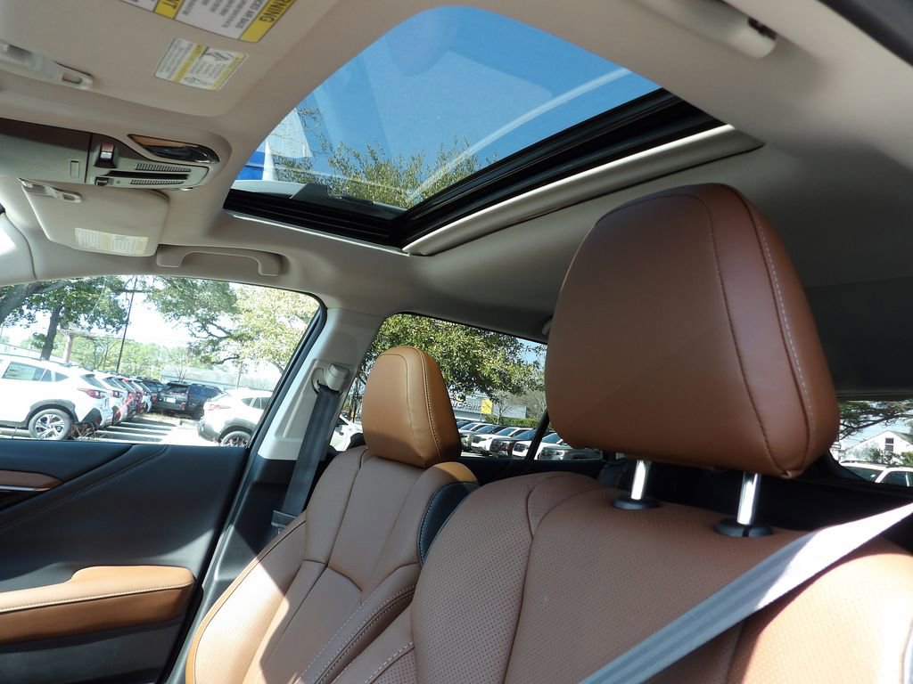 Used 2025 Subaru Outback Touring XT w/ Popular Package #2 image 17