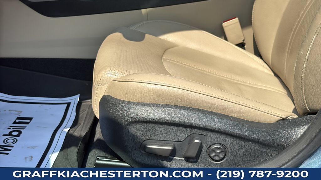 Used 2015 Hyundai Sonata Limited w/ Option Group 05 FWD image 25