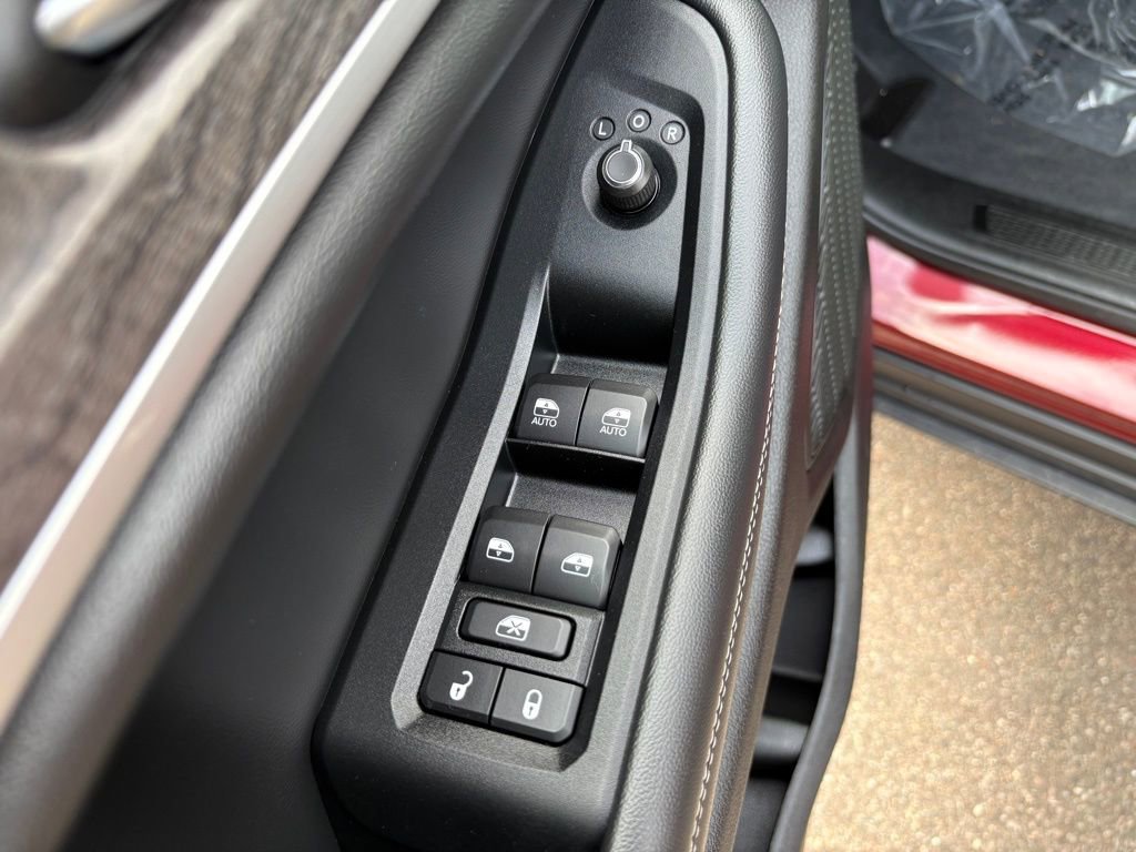 Certified 2023 Jeep Grand Cherokee Limited AWD/4WD image 19