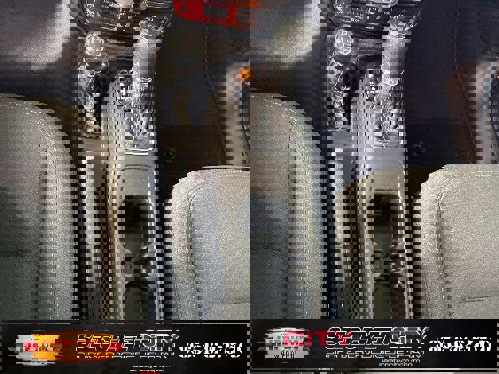 New 2026 Jeep Wrangler Unlimited Sport image 25