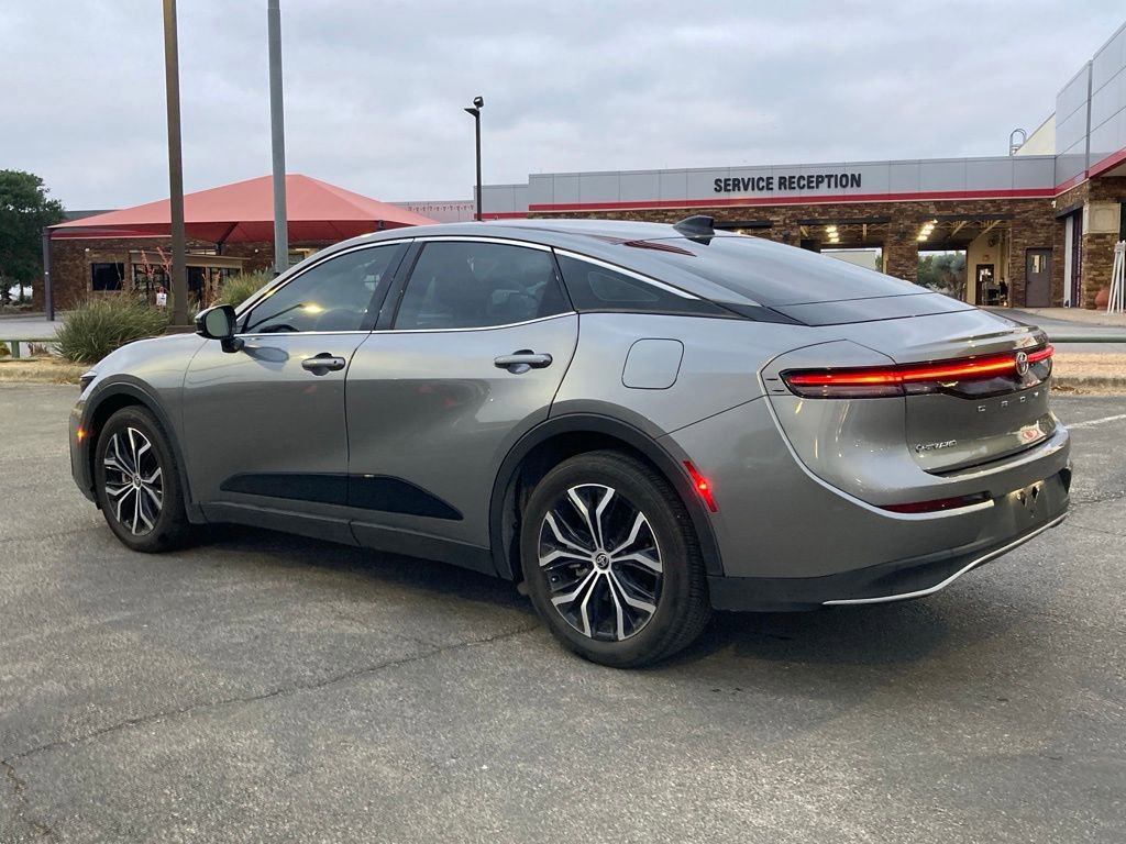 Certified 2025 Toyota Crown XLE image 6