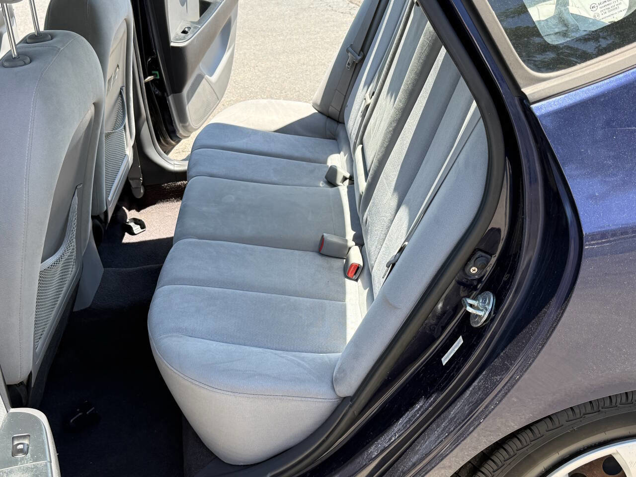 Used 2009 Hyundai Elantra GLS FWD image 16
