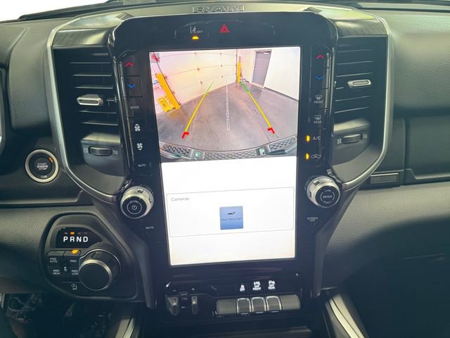 New 2026 RAM 1500 4x4 Crew Cab image 10