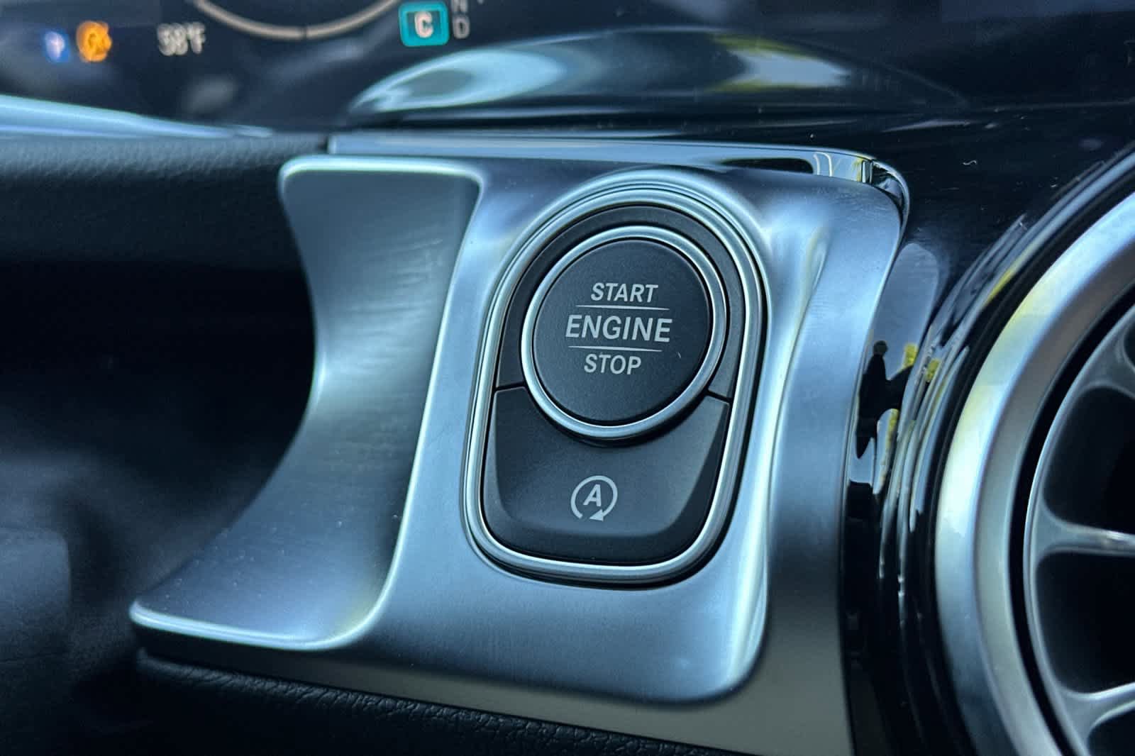 New 2026 Mercedes-Benz GLB 250 image 21
