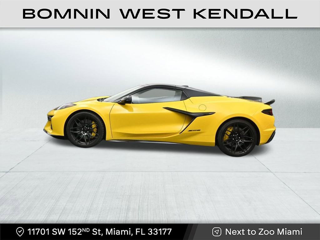 Used 2026 Chevrolet Corvette Z06 image 2