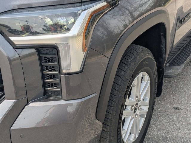 Used 2023 Toyota Tundra SR5 w/ SR5 Premium Package image 9
