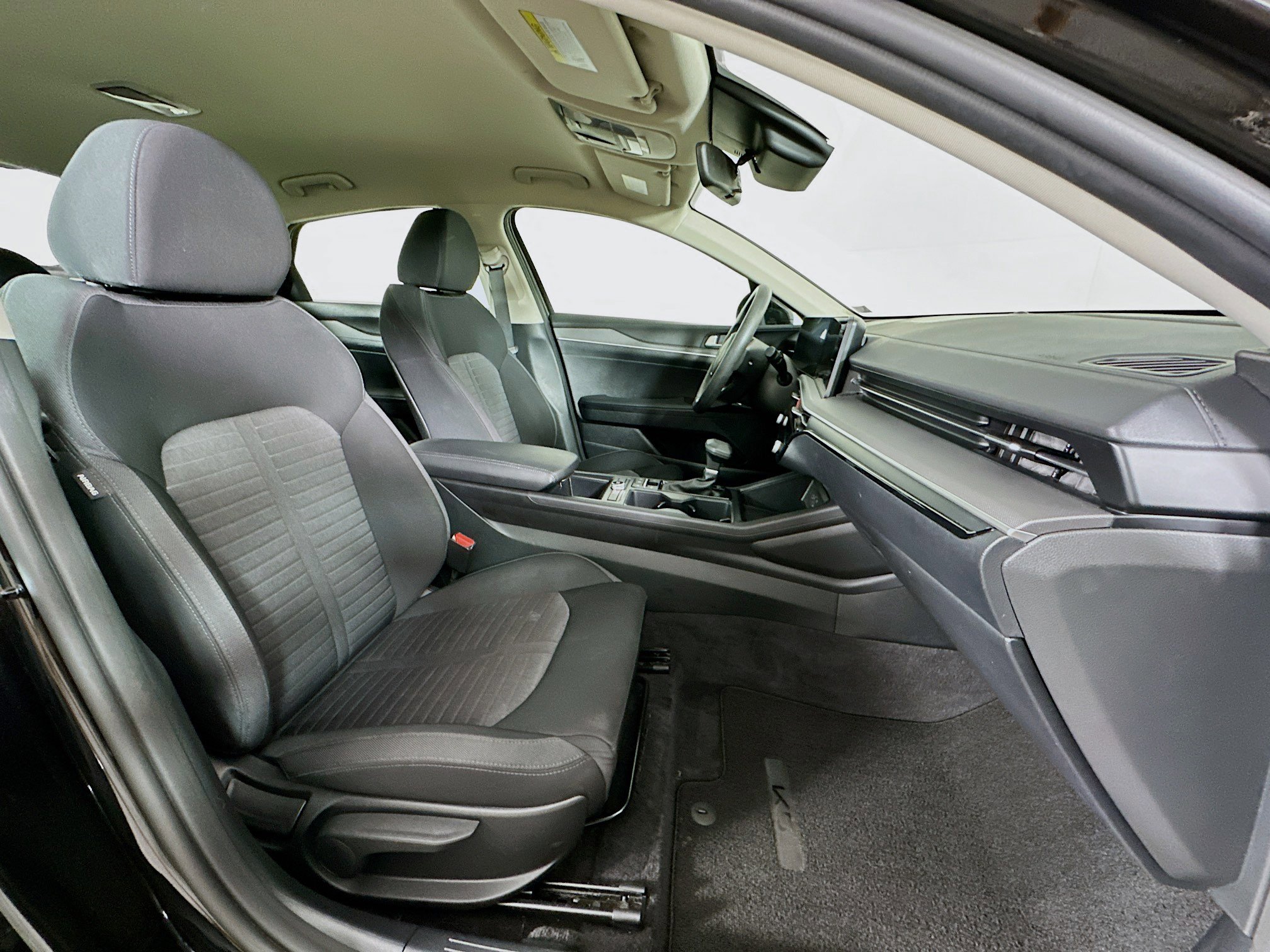 Used 2025 Kia K5 LXS image 30