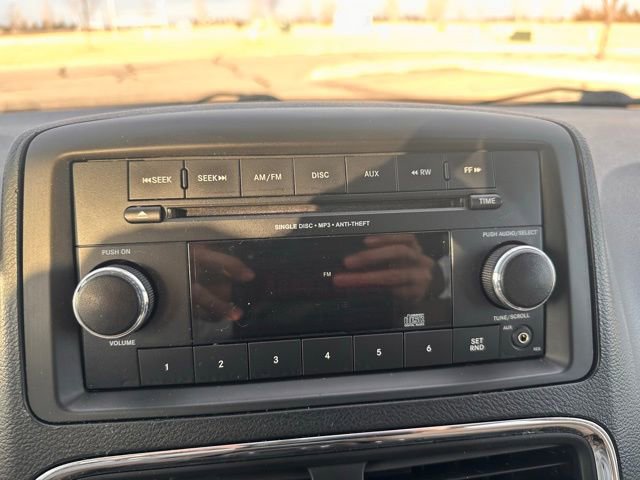 Used 2013 Dodge Grand Caravan SE image 20