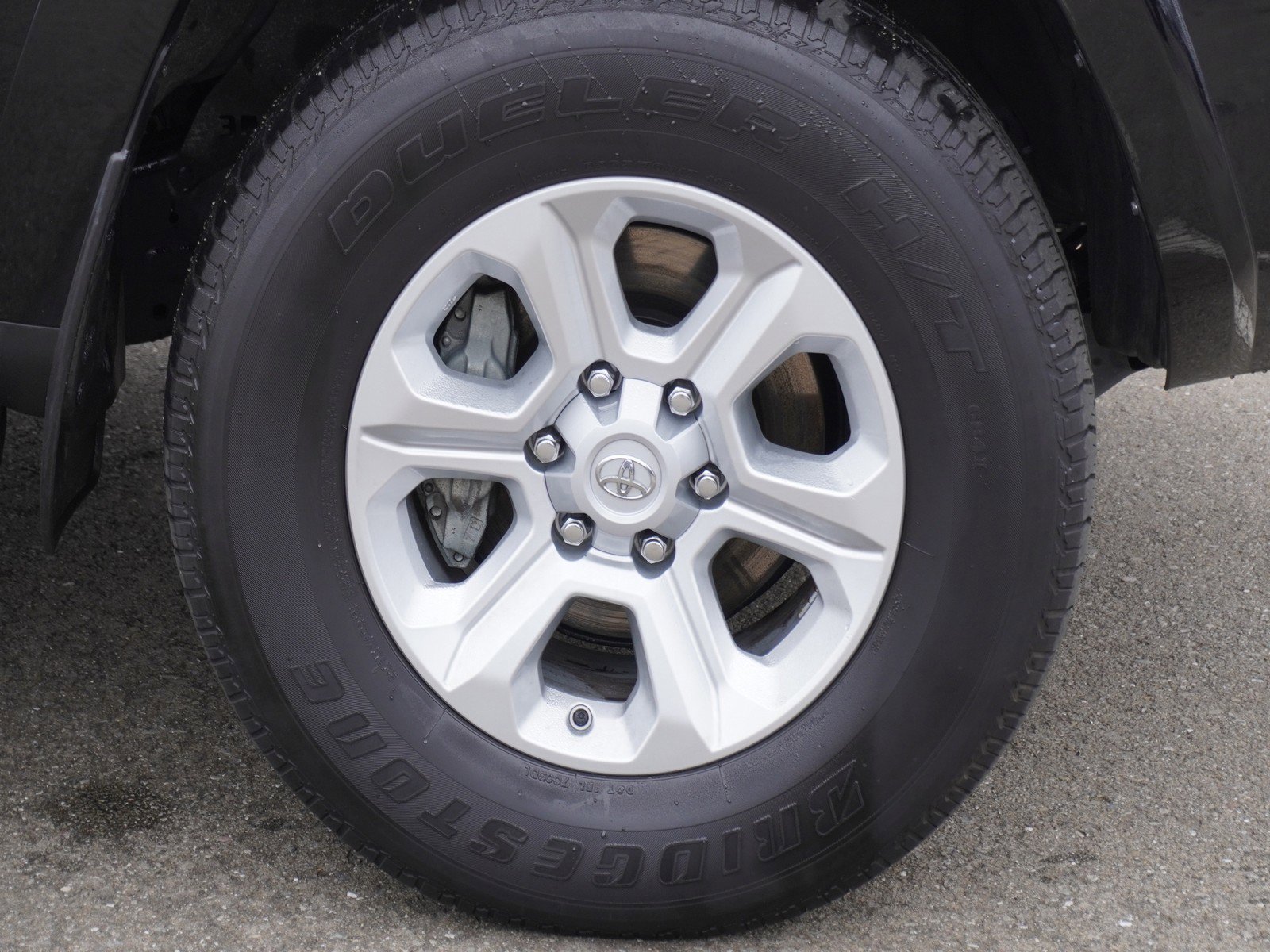 Used 2024 Toyota 4Runner SR5 Premium image 5