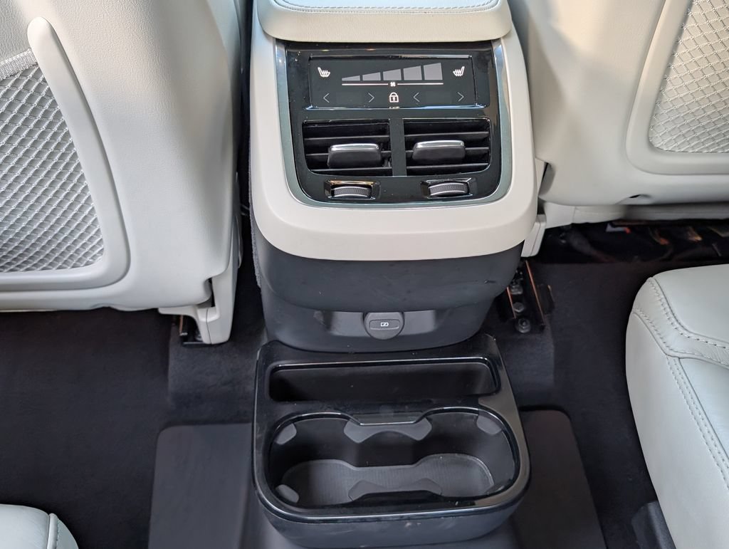 Used 2022 Volvo XC90 T6 Inscription w/ Advanced Package AWD/4WD image 22