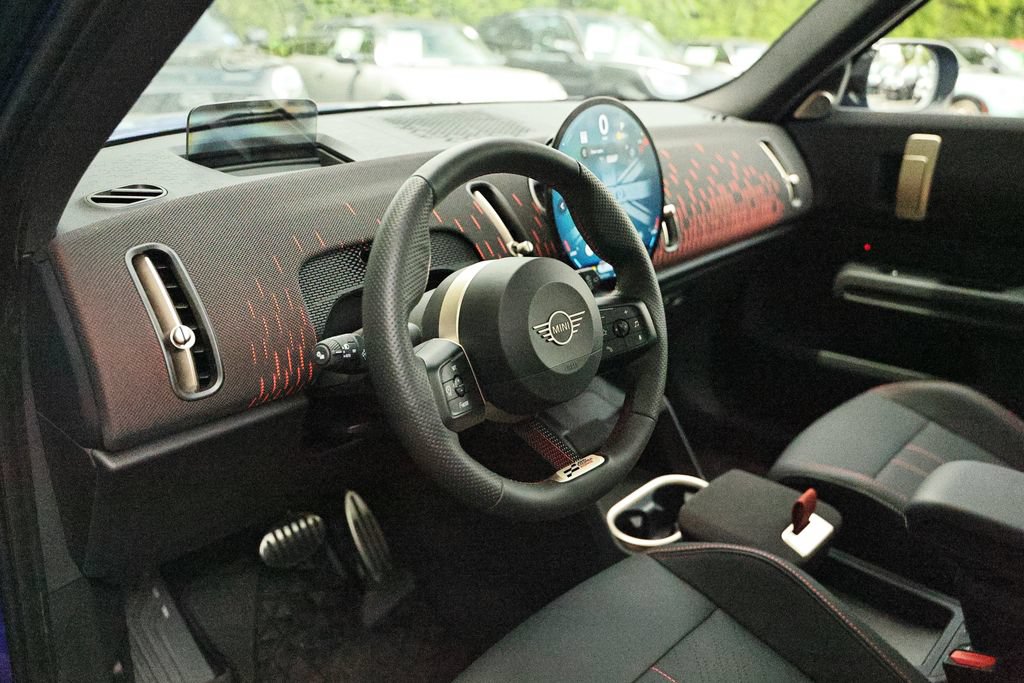 Used 2025 MINI Cooper Countryman John Cooper Works w/ Comfort Package Max AWD/4WD image 18