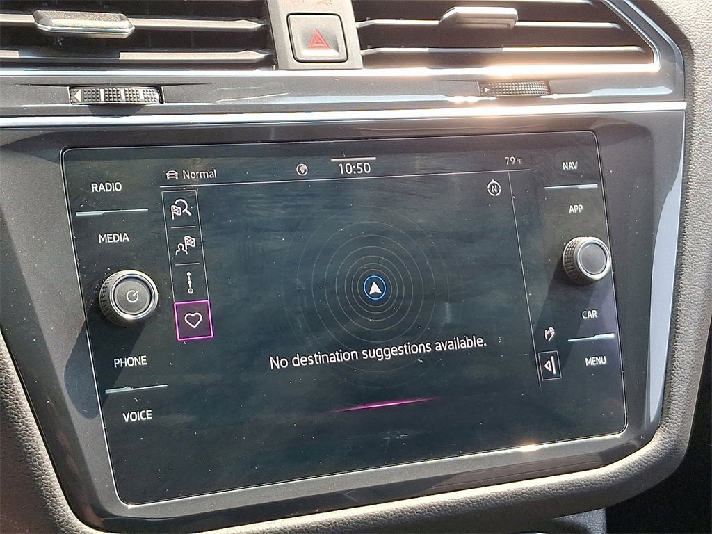 Used 2022 Volkswagen Tiguan SEL R-Line image 18